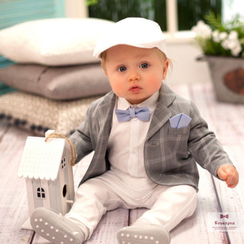 Garniturek do chrztu Oskar (biały) marki Abrakadabra