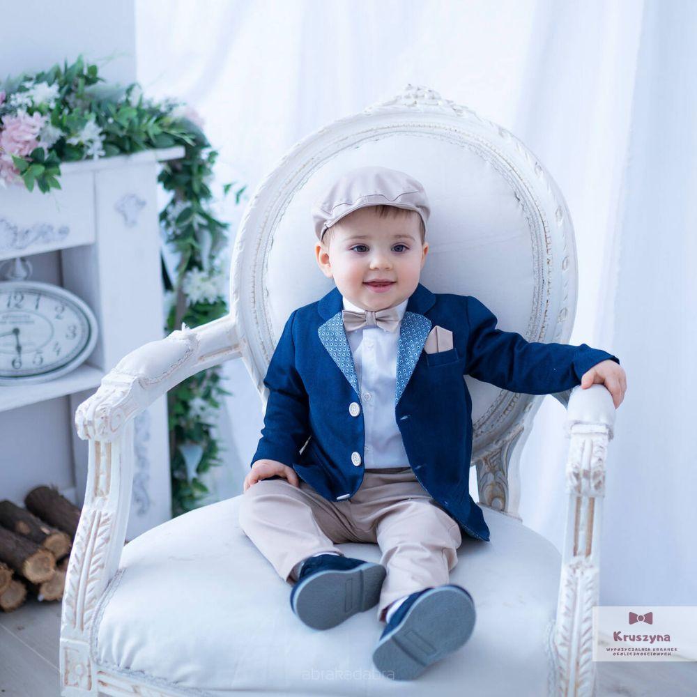 Garniturek do chrztu Ludwik (beżowy) marki Abrakadabra - obrazek 2